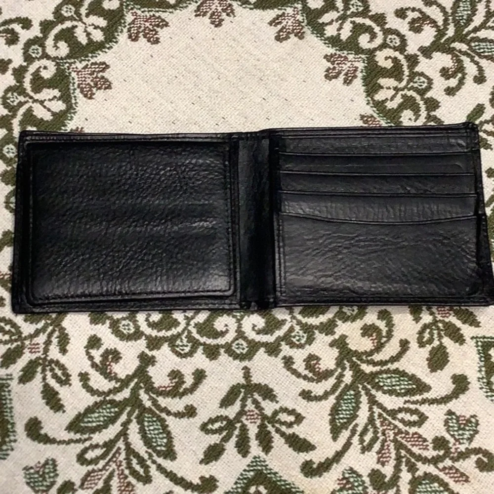 Fossil keys use compartments
